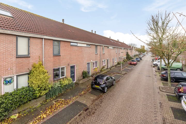 Foto 27 van Veenweidestraat 64