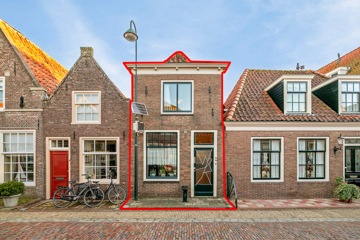 View photo 6 of Noordeinde 96