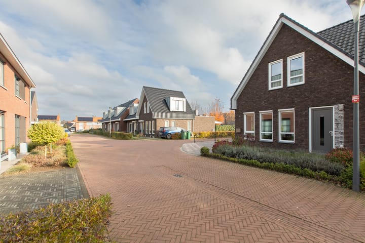 Foto 2 van Cedric Mardonstraat 1