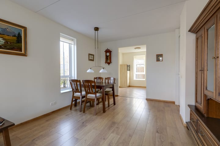 Foto 12 van Cedric Mardonstraat 1