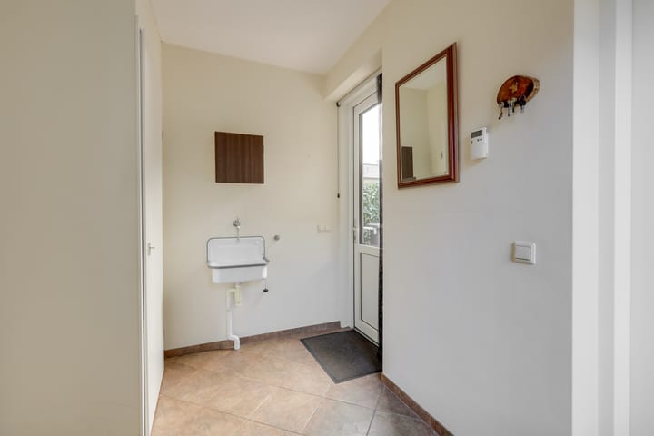 Foto 19 van Cedric Mardonstraat 1