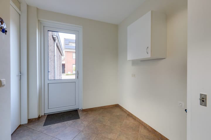 Foto 20 van Cedric Mardonstraat 1