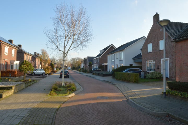 Bekijk foto 40 van Berkenstraat 12-A