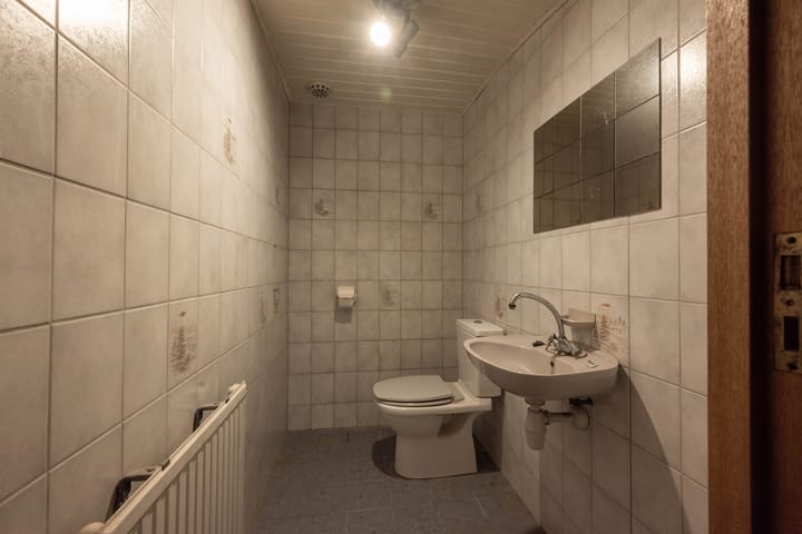 Foto 22 van Zuilhofstraat 4