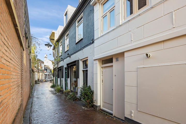 Bekijk foto 2 van Scharnestraat 36-A