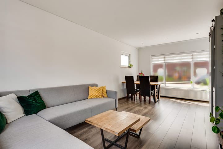 Photo 8 of Dorpsstraat 3