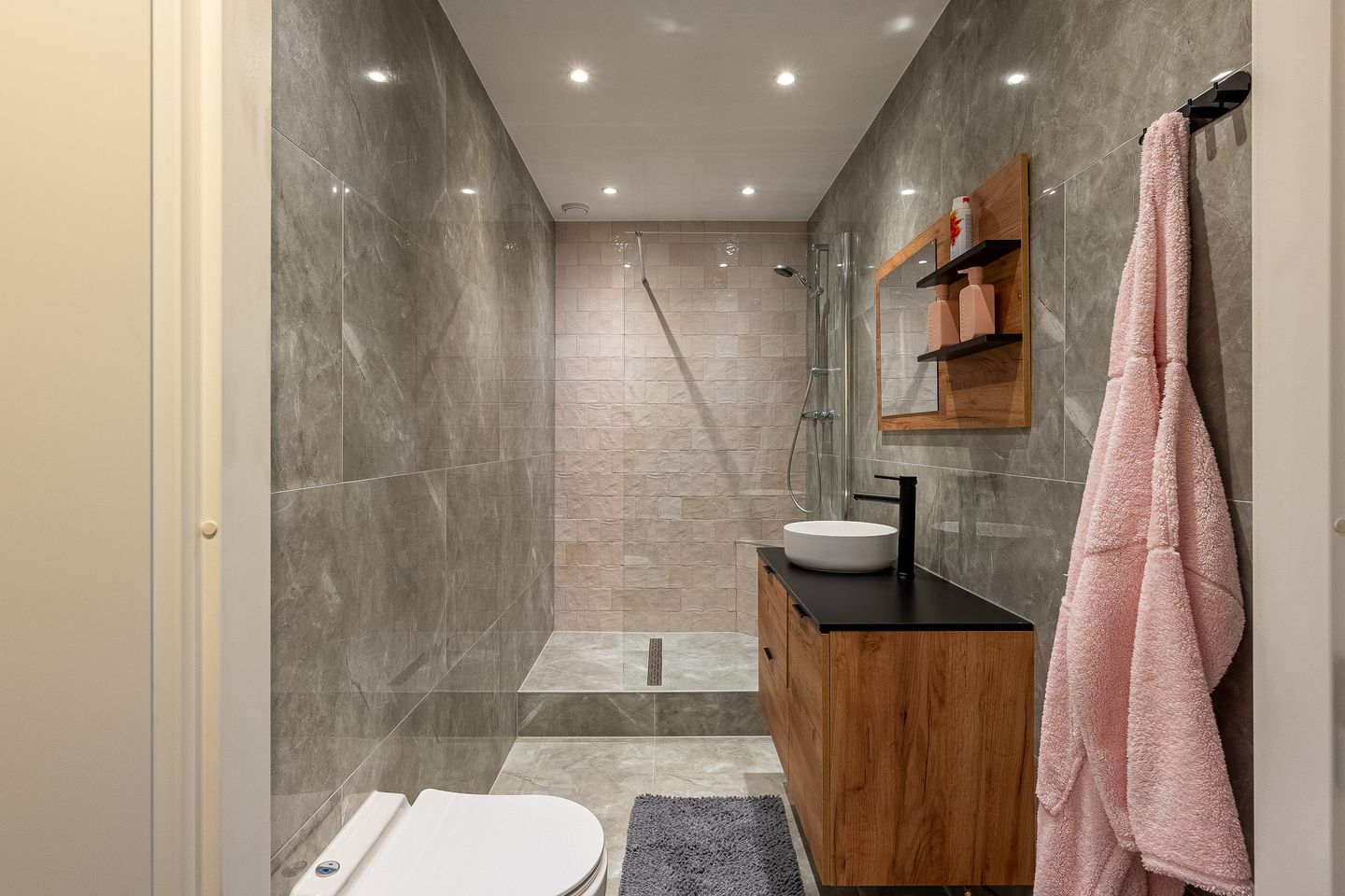 Foto 44 van Santplaet 220