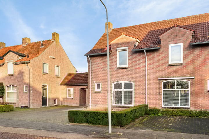 Foto 36 van Ridder van Cuijkstraat 44