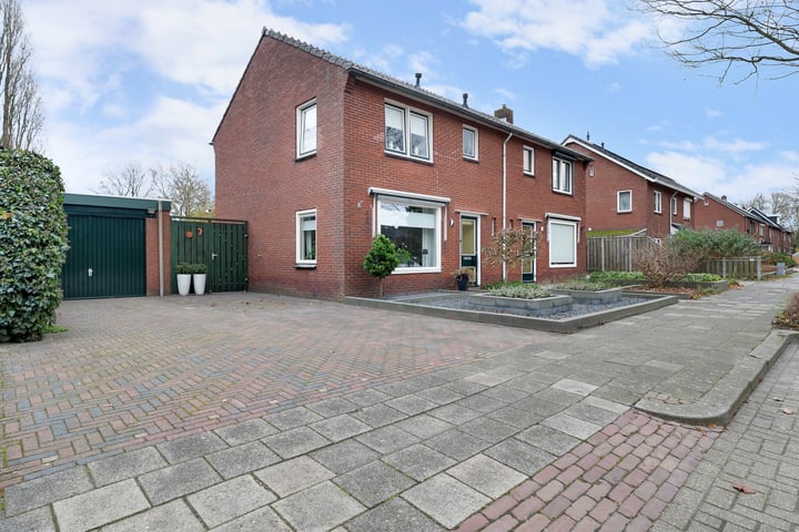 View photo 31 of Koninginnestraat 56