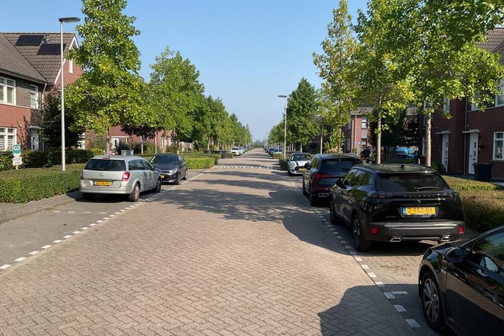 Bekijk foto 41 van Schutsgildelaan 28