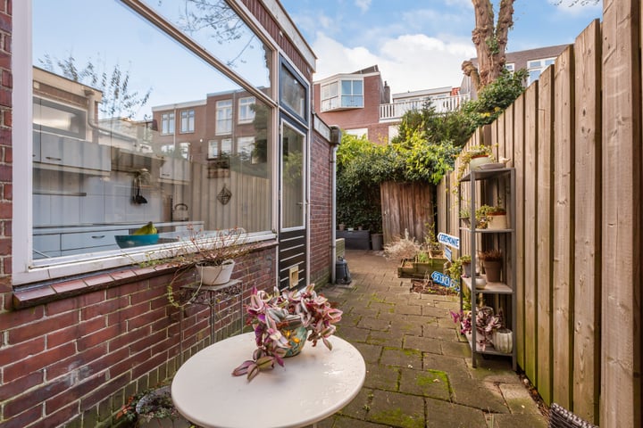 View photo 24 of Coornhertstraat 54