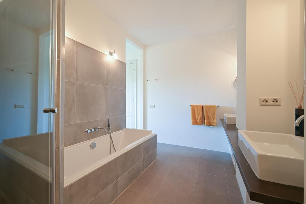 Foto 35 van Badhuisweg 203-F