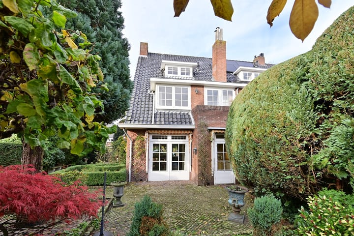 Foto 21 van F.C. Dondersstraat 26-A