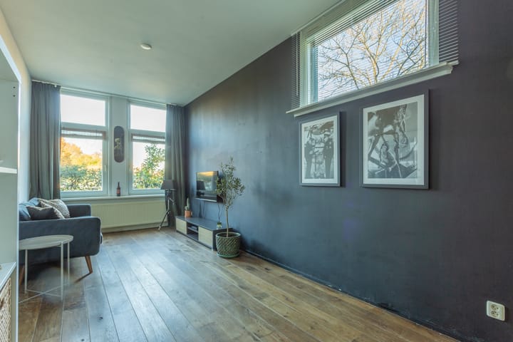 Foto 2 van Loosduinse Hoofdstraat 1140