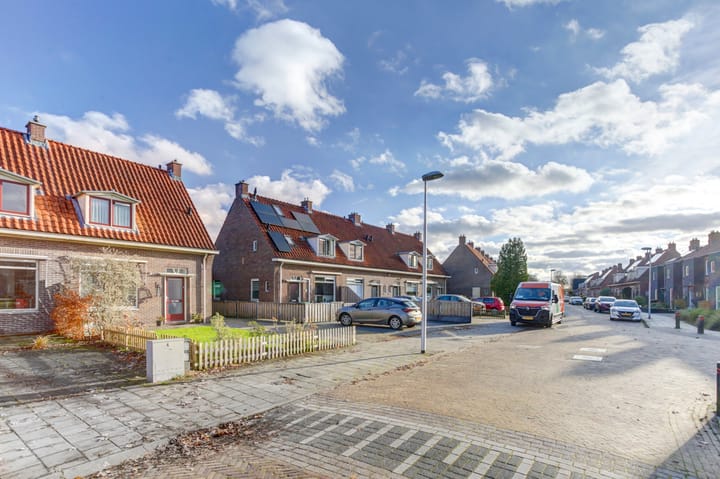 Foto 29 van Albert Rozemanstraat 21