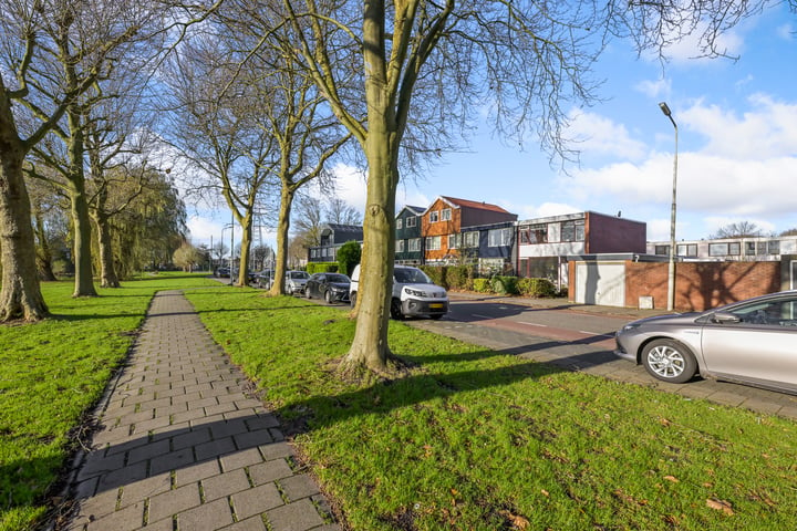 Bekijk foto 24 van Veldbloemenweg 35