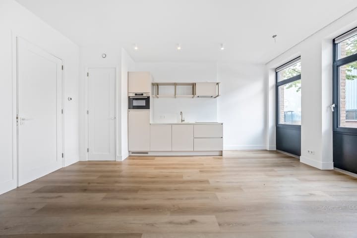 Foto 7 van Westzijde 243-A