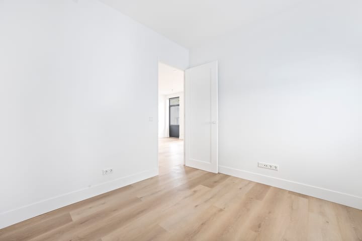 Foto 15 van Westzijde 243-A