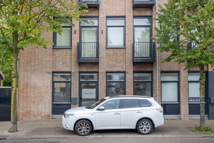 Foto 24 van Westzijde 243-A