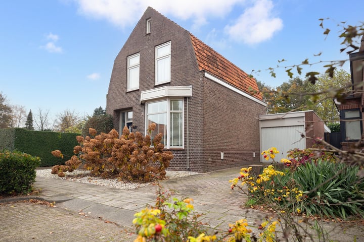 Bekijk foto 1 van Jan de Rooijstraat 22