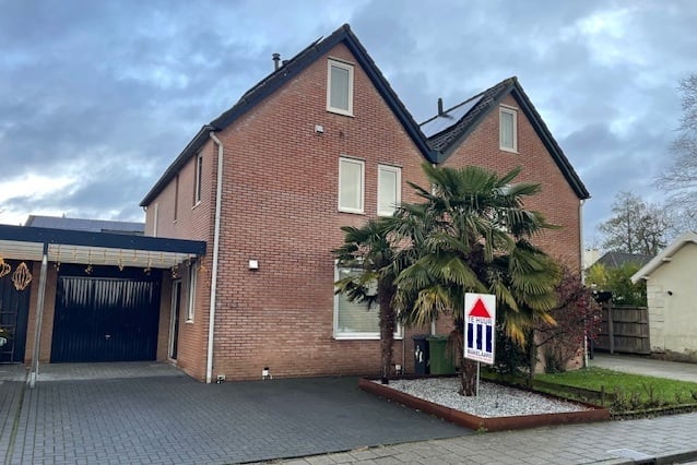 Dorpsstraat 14