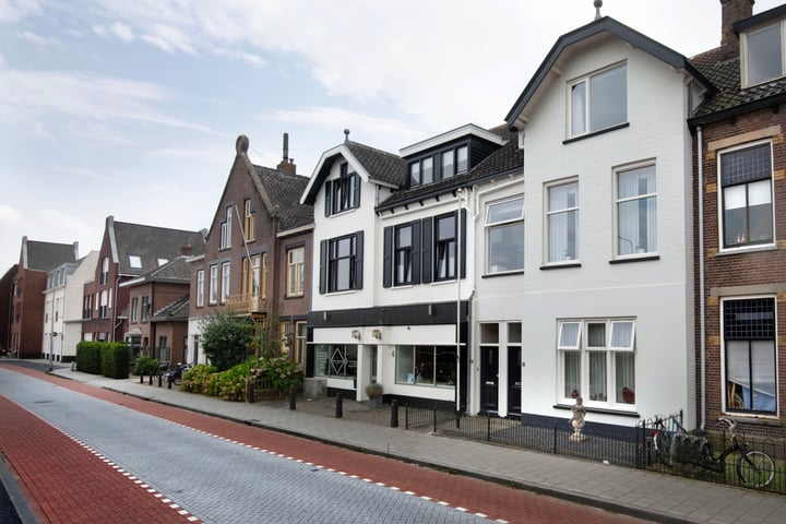 View photo 2 of Herman Kuijkstraat 27-A