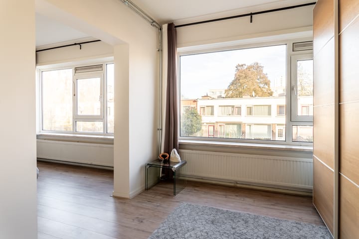 Foto 28 van Adenauerlaan 5