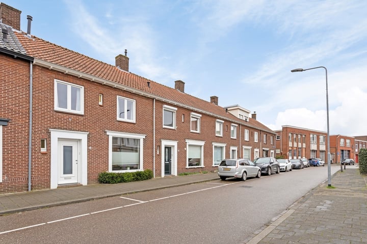 View photo 31 of Burgemeester Conraetzstraat 88