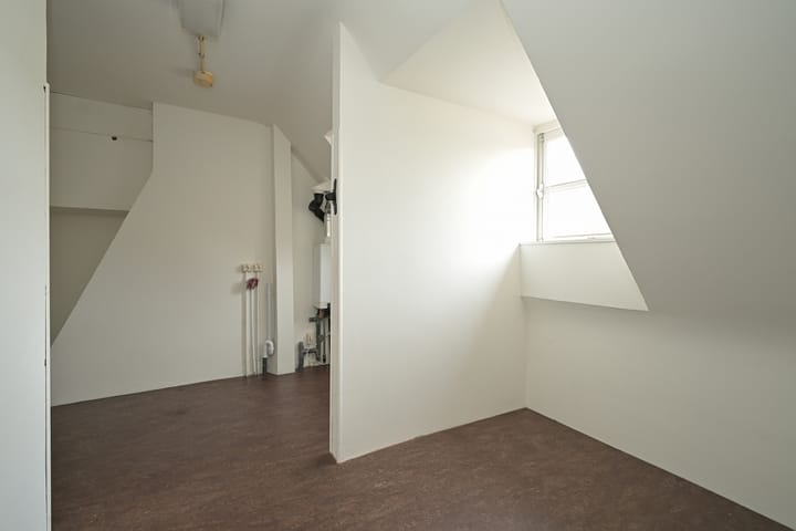 Foto 34 van De Ruijterstraat 57-B