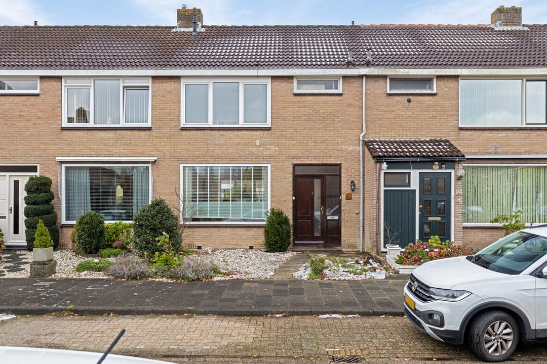 Photo 2 of Tjalkstraat 28