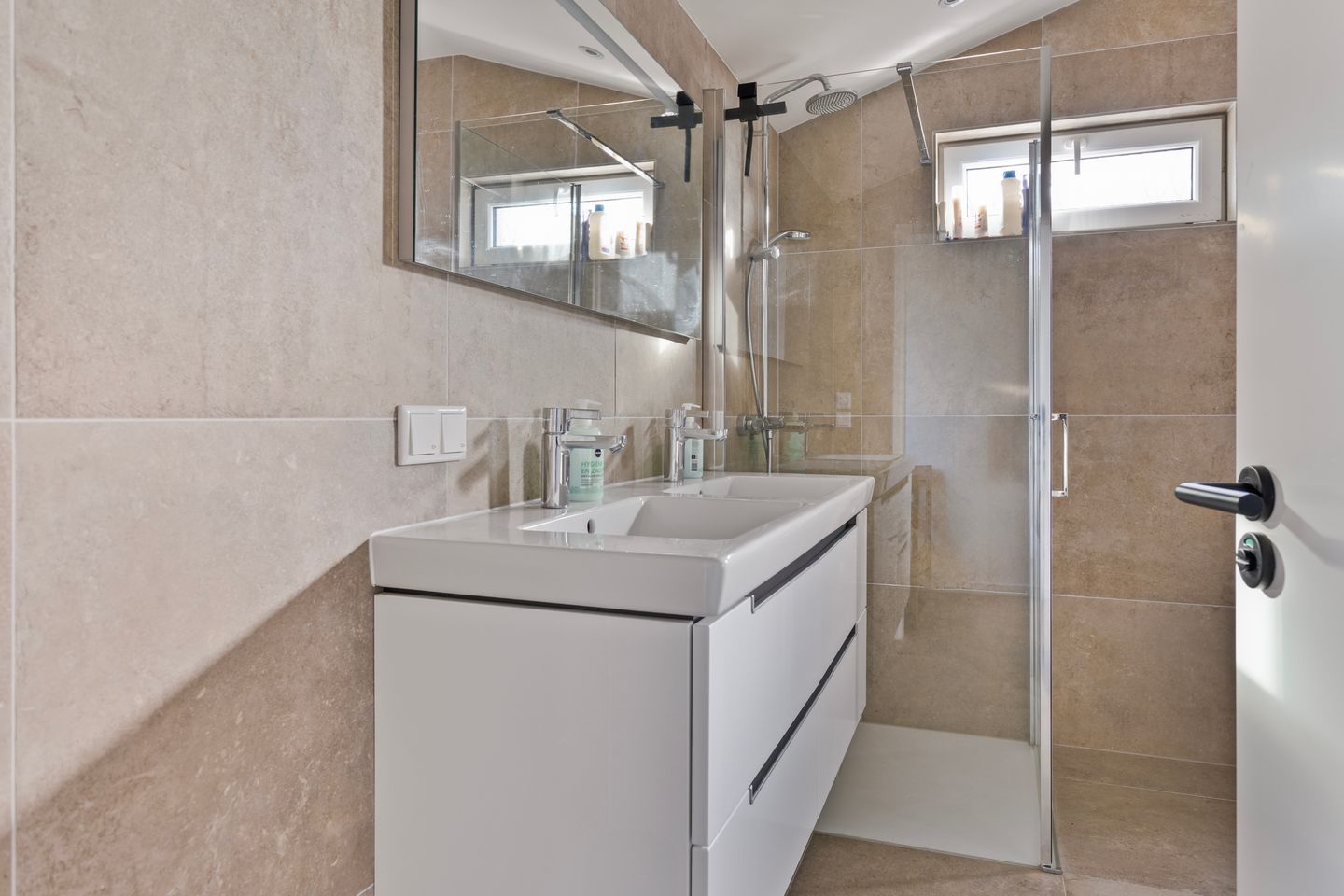 Photo 20 of Joossesweg 137