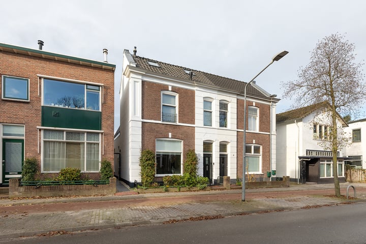 Bekijk foto 1 van Neuweg 52