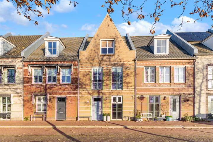 Foto 2 van Schrijverskwartier 27