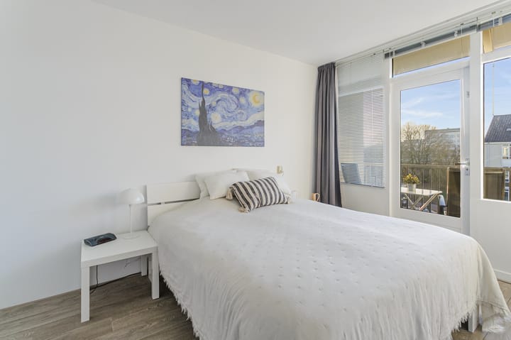 Foto 15 van Honselersdijkstraat 22-4