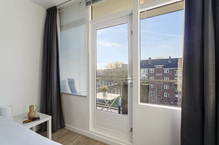 Foto 17 van Honselersdijkstraat 22-4