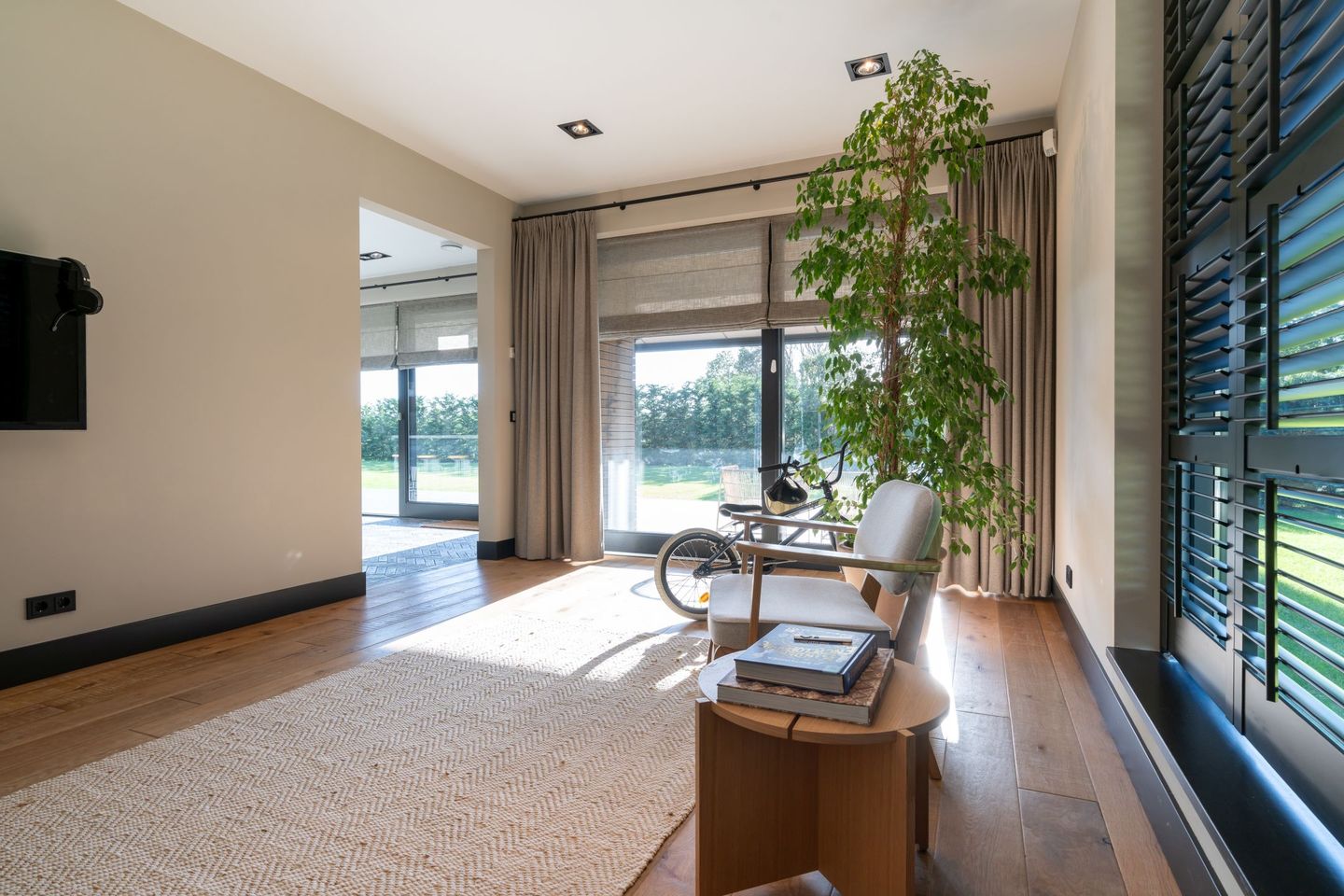 Foto 25 van Dr. Joh. G. Mezgerweg 2