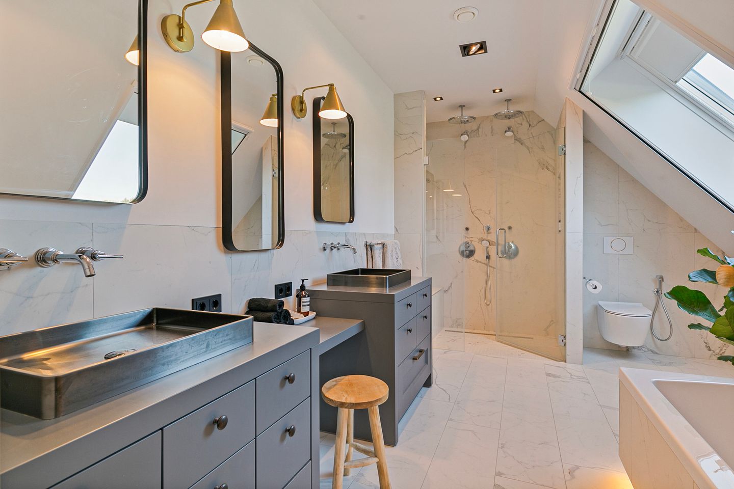 Foto 44 van Dr. Joh. G. Mezgerweg 2