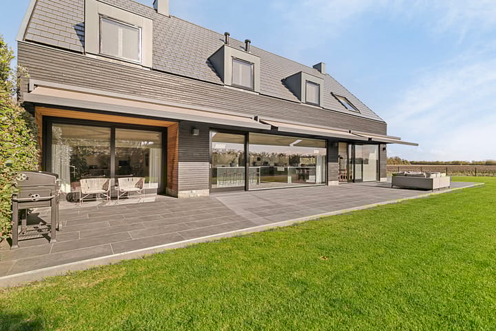 Foto 53 van Dr. Joh. G. Mezgerweg 2