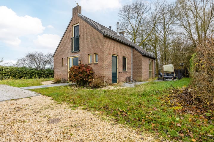 Foto 1 van Groene Heuvels 225