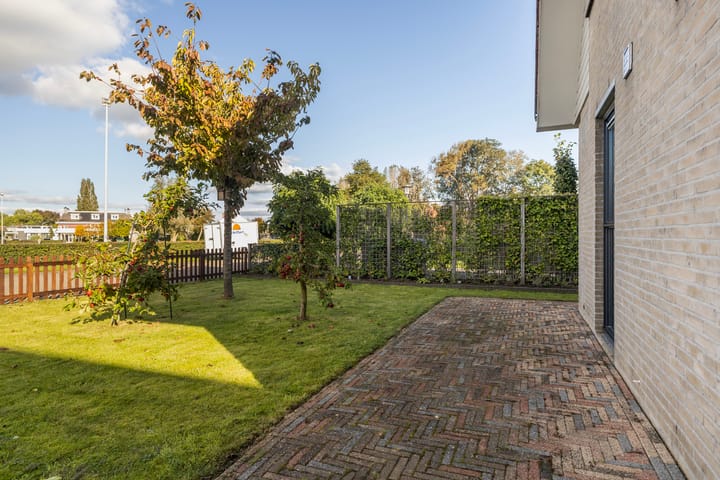 Foto 43 van Leije 15