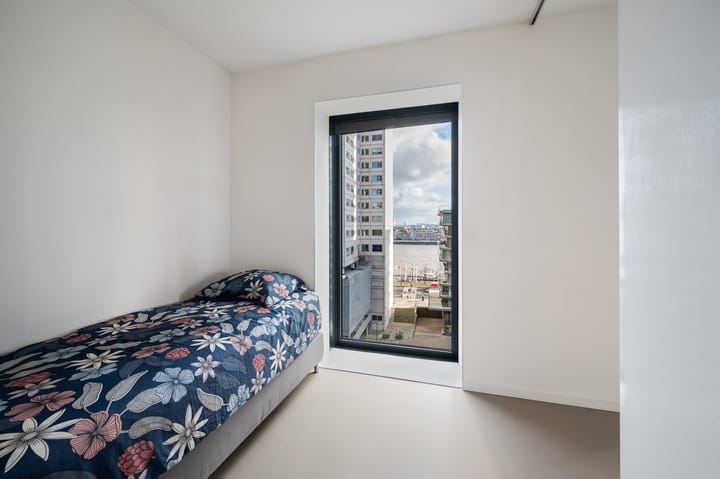 Photo 13 of Wijnbrugstraat 108