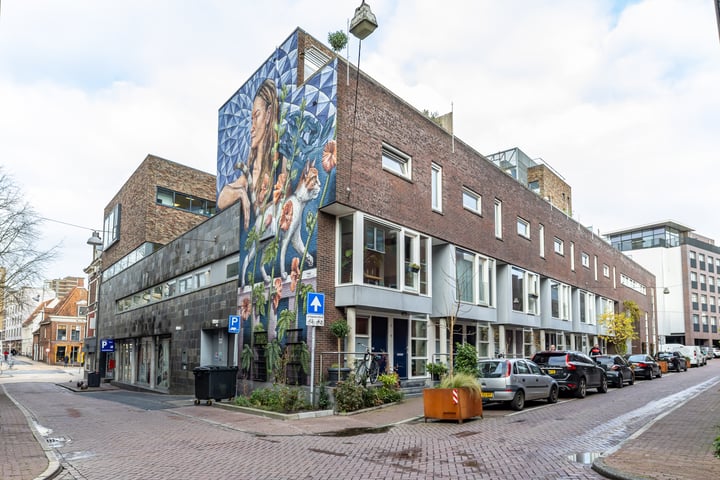 View photo 3 of Prinsenstraat 18