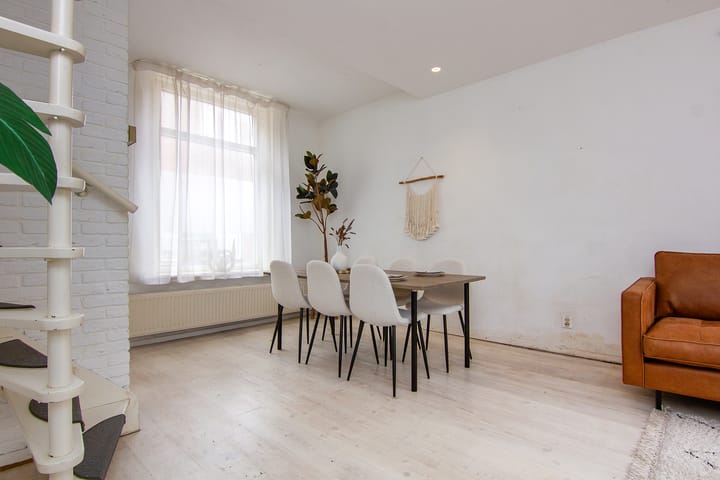 Foto 11 van Leidsezijstraat 1