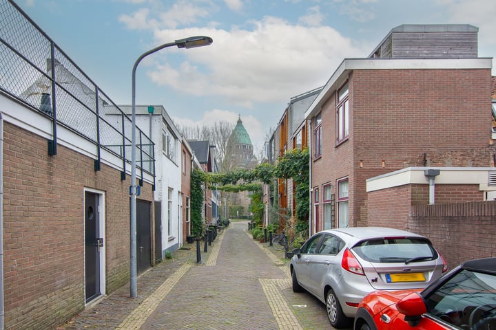 Bekijk foto 35 van Leidsezijstraat 1