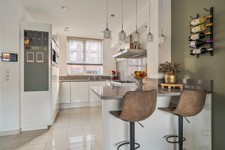 Photo 3 of Weegbree 6