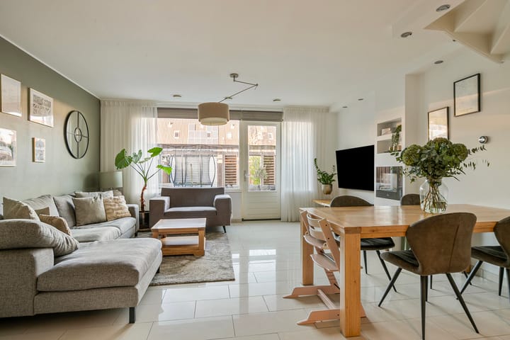 Photo 11 of Weegbree 6