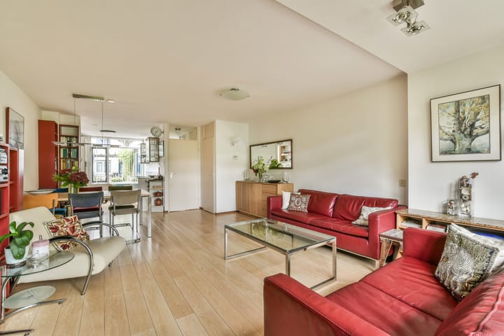 Foto 10 van Marga Klompélaan 14