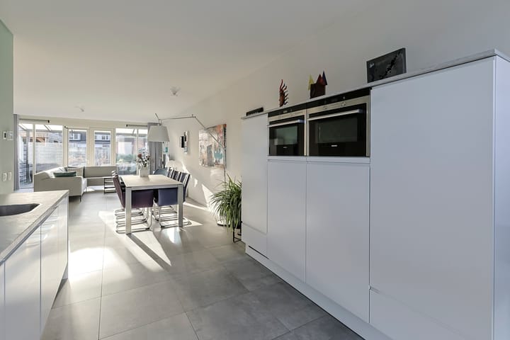 Foto 18 van Jan Sassestraat 27