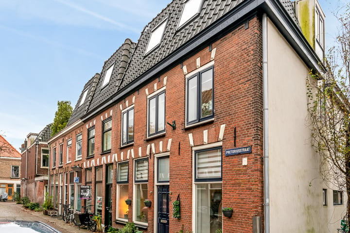 Bekijk foto 34 van Pretoriusstraat 8