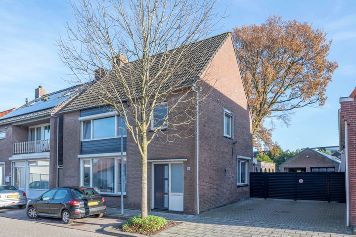 Onze Lieve Vrouwestraat 140